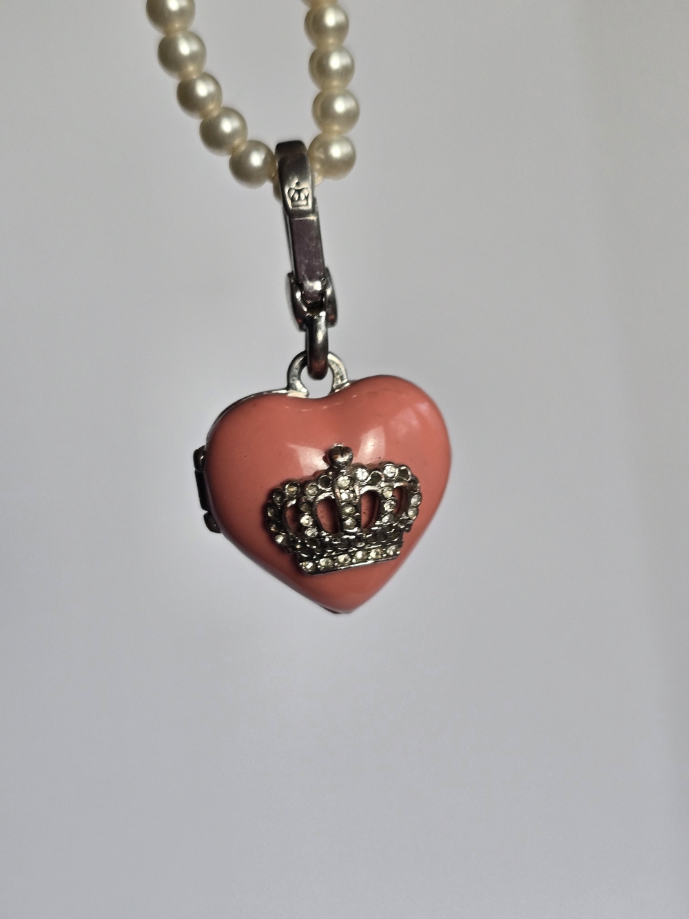 Juicy Couture Pink Heart Locket Charm On Vintage Faux Pearl Necklace Y2K